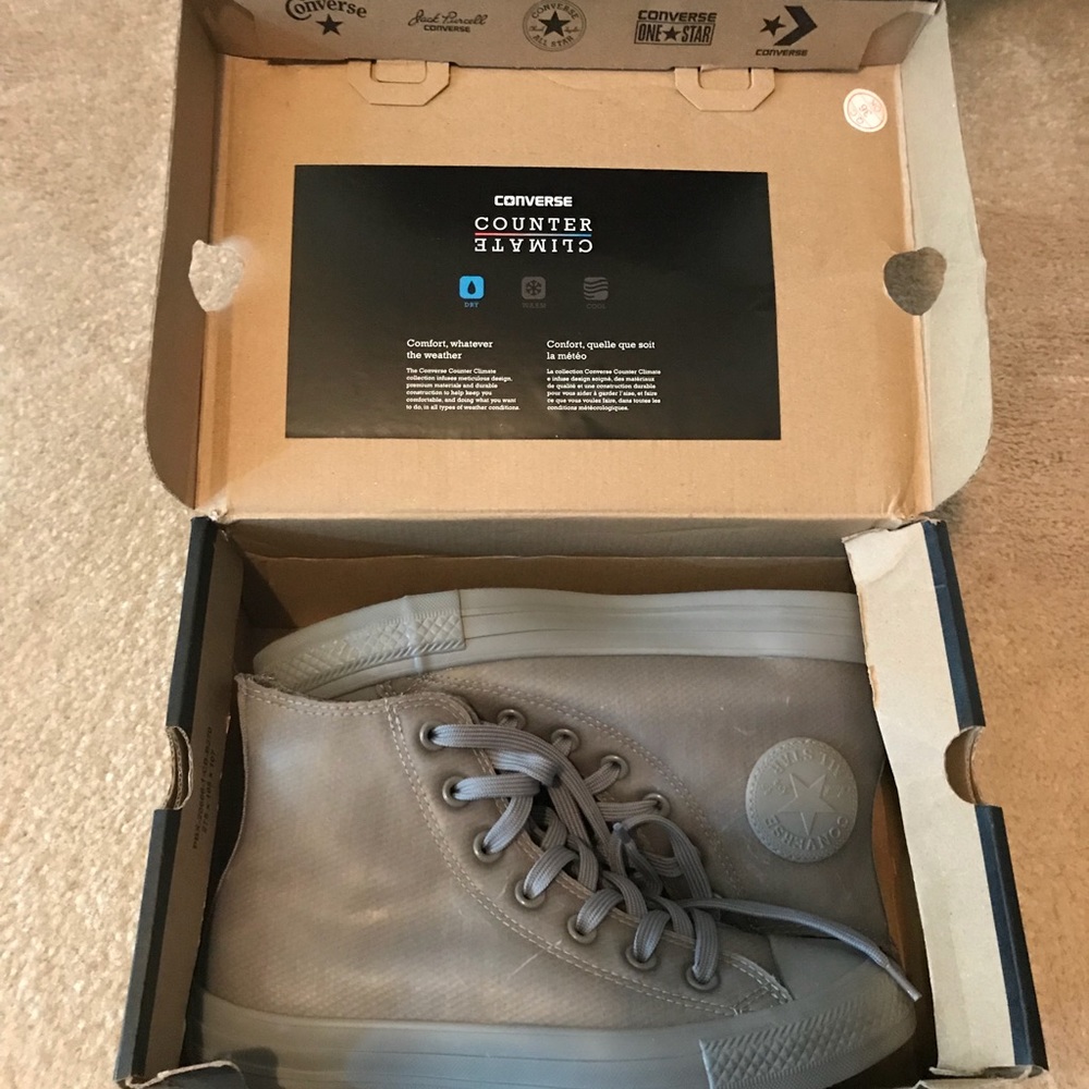 Converse Hi-Tops - Picture 4 of 8